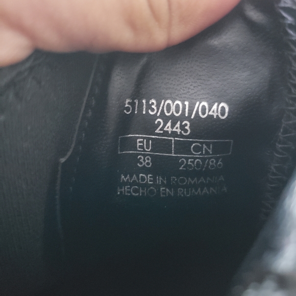 Zara Leather chealsea Bootie block heel - Picture 5 of 5